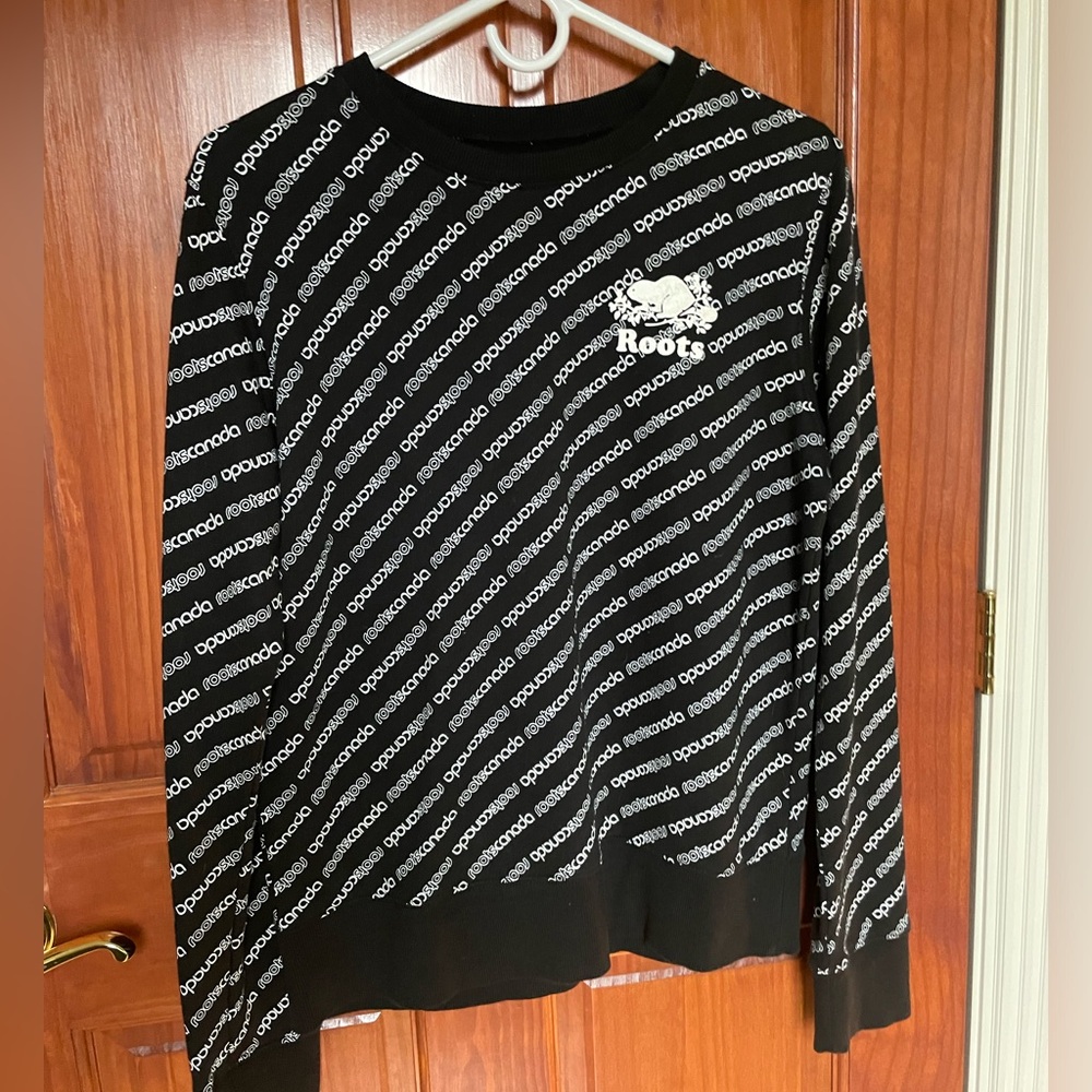 Roots Crewneck Brand New
